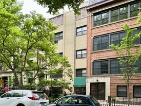Building Photo - 1524 N Dearborn Pky