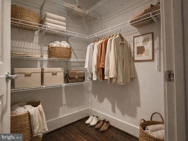 Building Photo - 2328 Champlain St NW