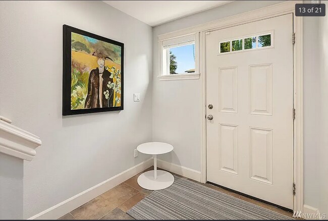 Building Photo - Modern 3Bed/3Bath Townhouse in Seattle - $3,500!!