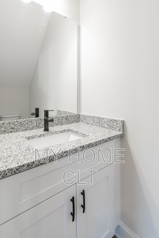 Building Photo - 3646 Trull St