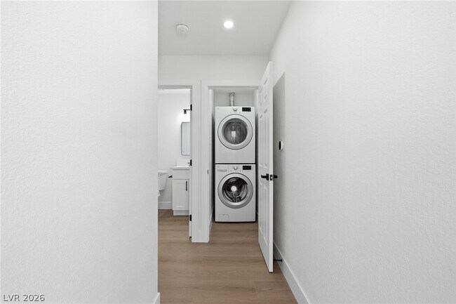 Building Photo - 6865 Coley Ave