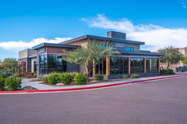Building Photo - 1628 E Canyon Creek Dr