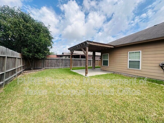 Building Photo - 6017 Tapestry Dr