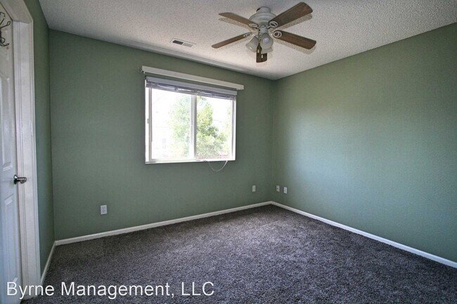 Building Photo - 3 br, 2.5 bath House - 7156 Bonnie Brae Lane