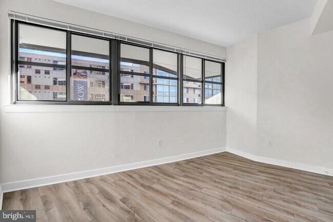 Building Photo - 460 New York Ave NW