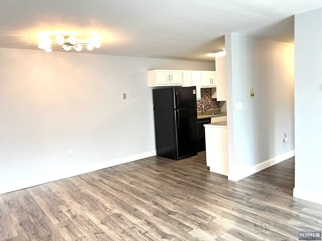 Building Photo - 253 Park