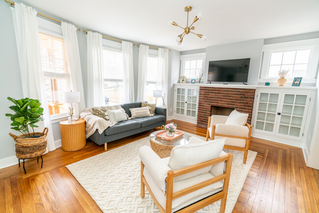 Light and airy living room with brand new furniture. - 60 Starr St