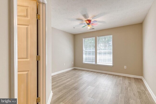 Building Photo - 8704 Natures Trail Ct