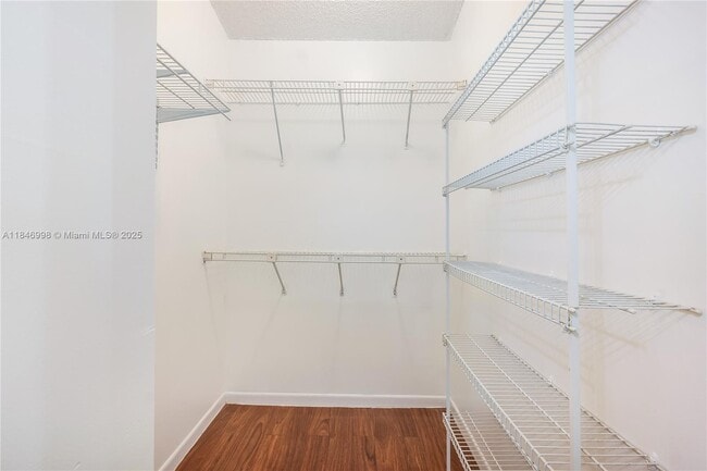 Building Photo - 3952 Cocoplum Cir
