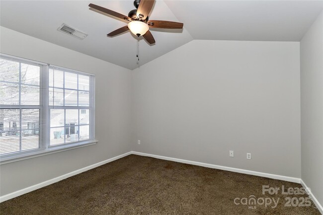 Building Photo - 153 Marakery Rd