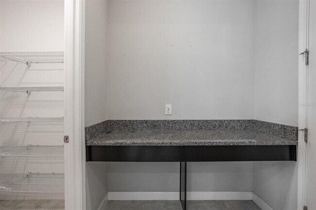 Building Photo - 11715 Navajo Sandstone St