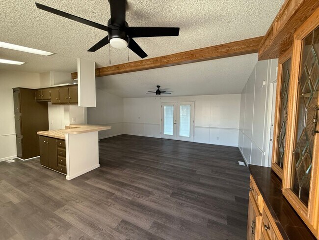 Building Photo - Large Remodeled Doublewide with 2 Car Garage.