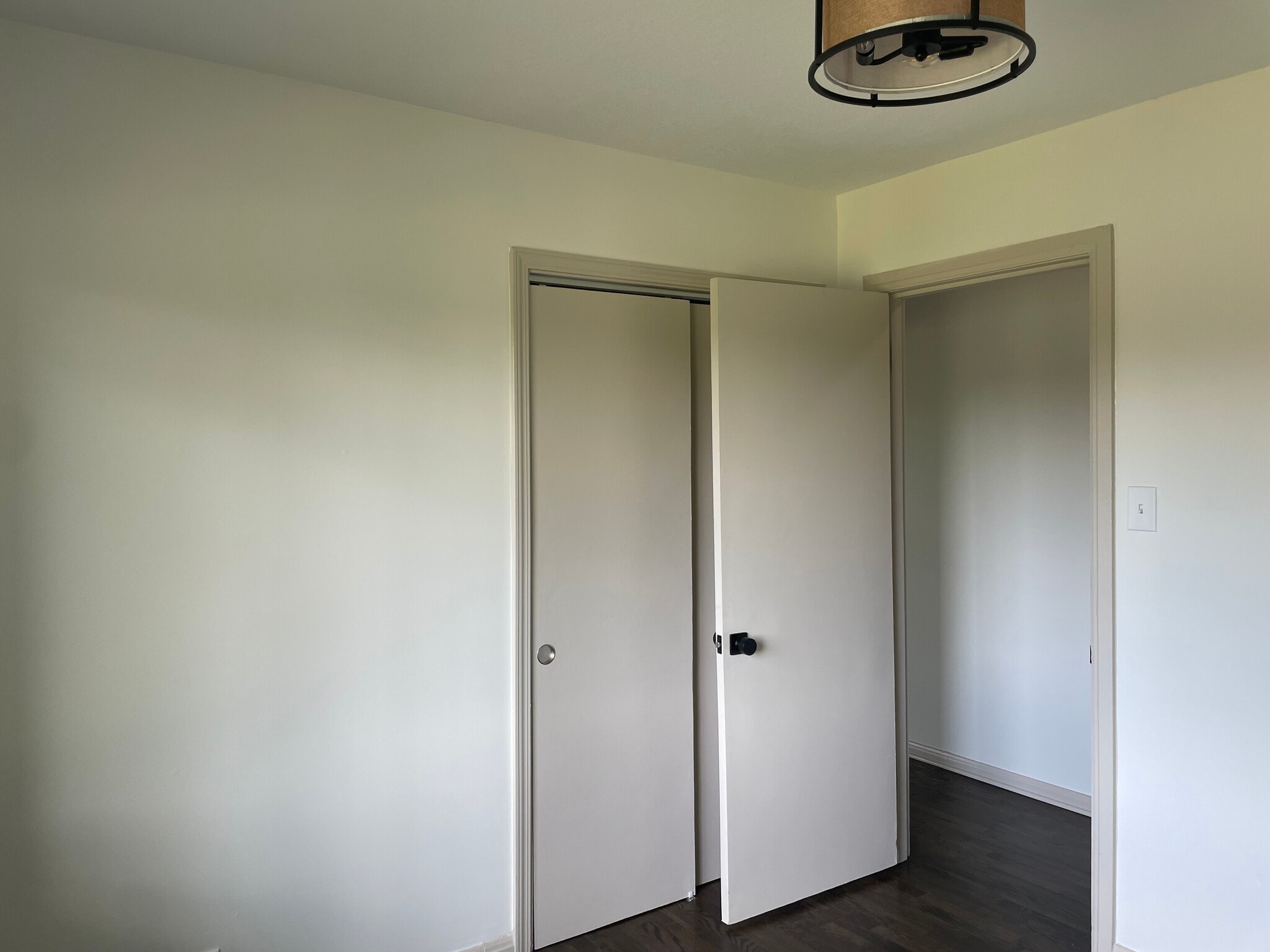 Building Photo - 1408 Bluebird Dr