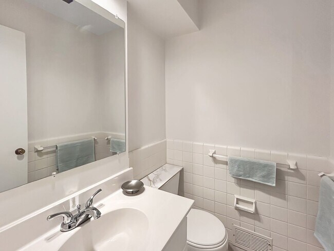 Building Photo - Stunning views. Serene atmosphere. Superb Edina. 3 Large Bedrooms (All on Upper Floor)!