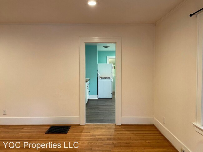 Building Photo - 1 br, 1 bath House - 2827 NE Ainsworth Street