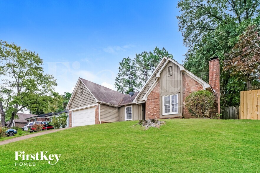 Building Photo - 6715 Valley Bend Dr