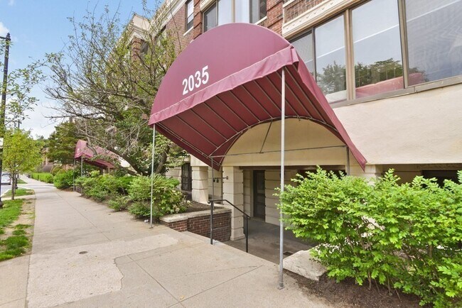 Primary Photo - 2035 Commonwealth Ave