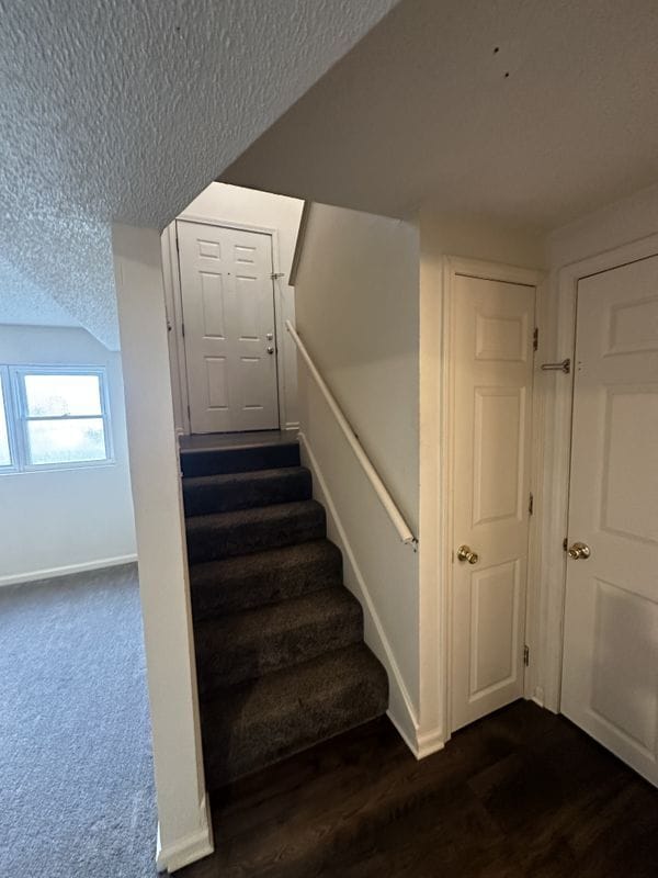 Building Photo - 3237 N 84th Terrace