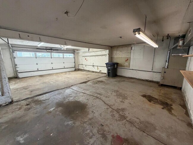 Building Photo - 3131 Ave A