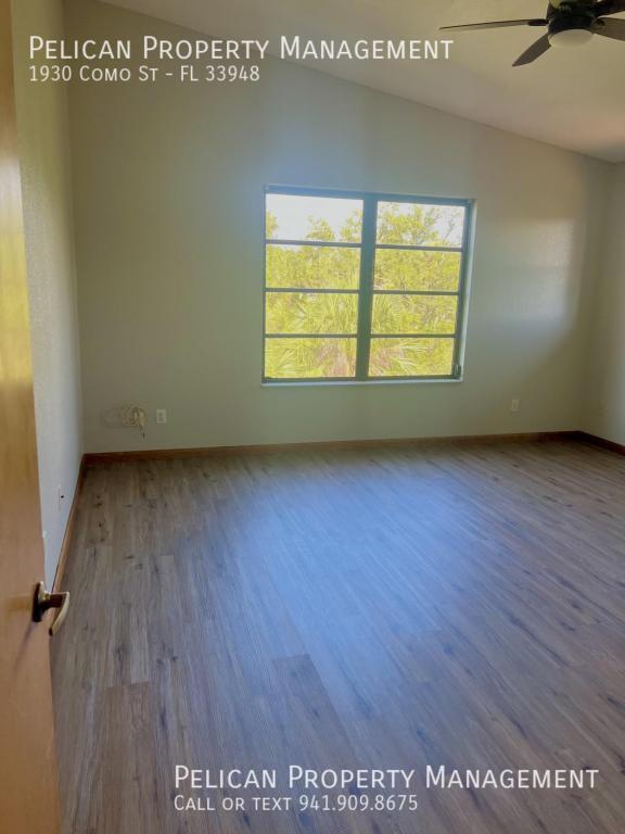 Building Photo - 1930 Como St