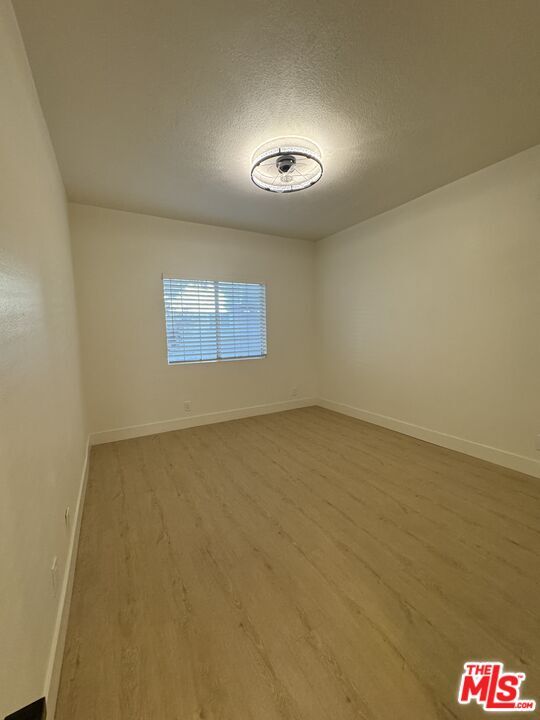 Building Photo - 5620 Yolanda Ave