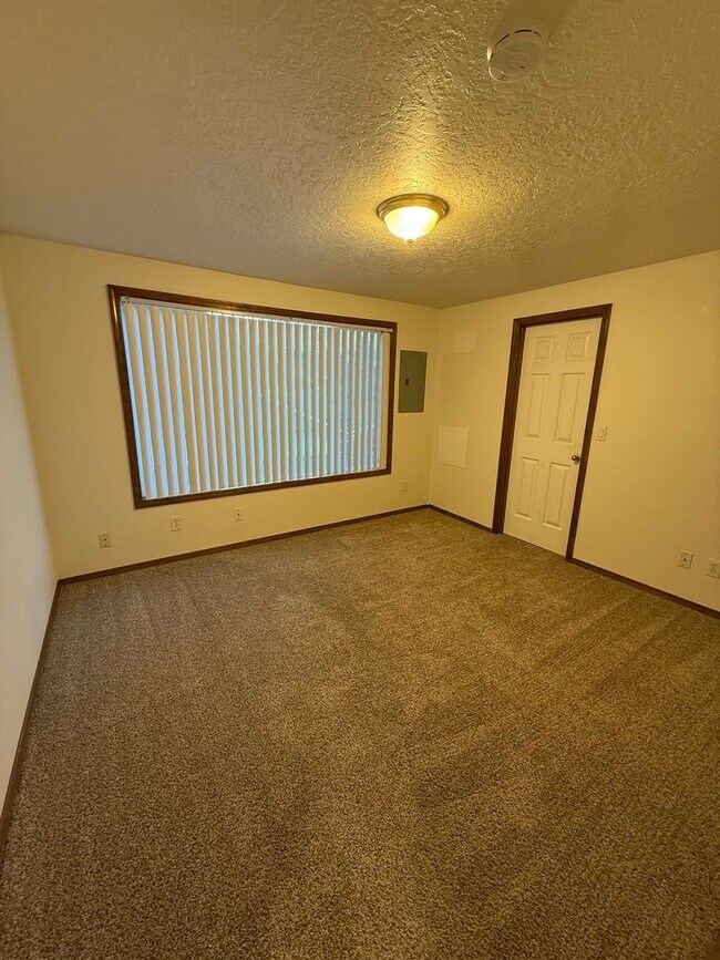 Building Photo - moojoh01 4212-4214 47th Ave NE