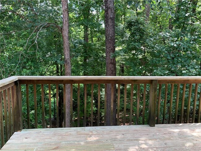 Building Photo - 530 Constellation Overlook SW