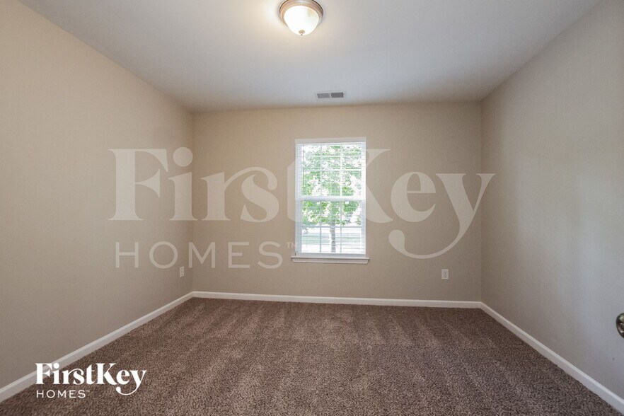 Building Photo - 406 Sardis Rd N Alt Rd