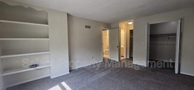 Building Photo - 6309 Sawmill Woods Dr