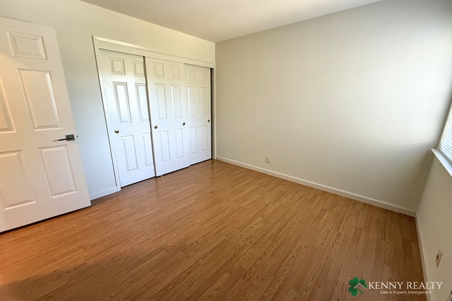 Building Photo - Spacious 5-Bedroom Home with Large Backyard in San Bruno