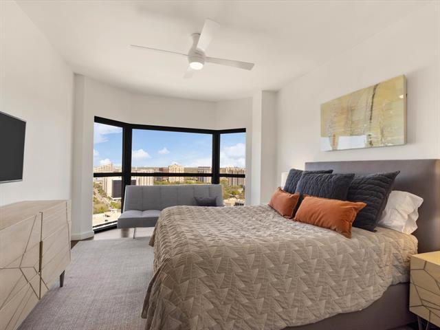 Building Photo - 3030 McKinney Ave