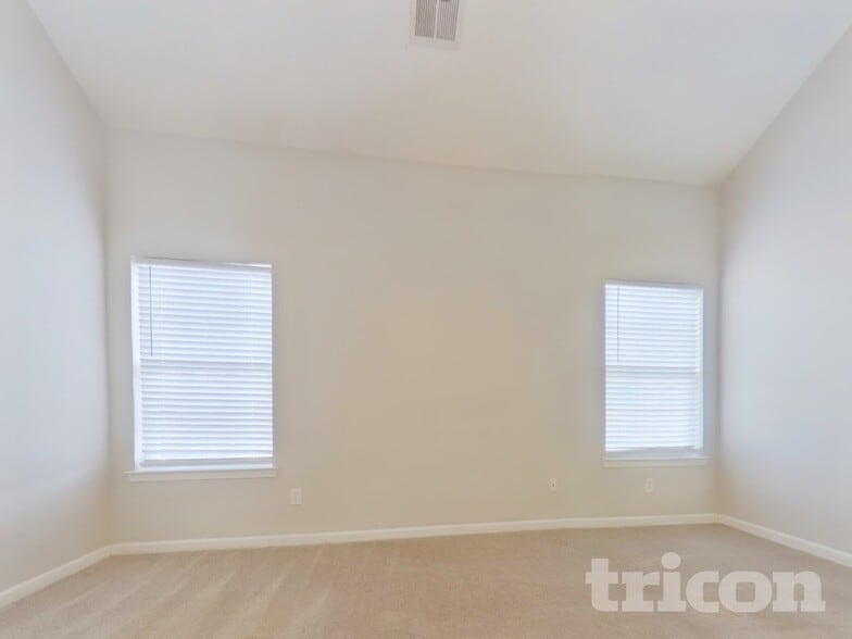 Building Photo - 17 Shaw Blvd