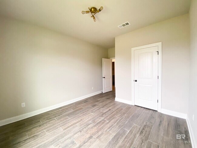 Building Photo - 9972 Dunleith Lp