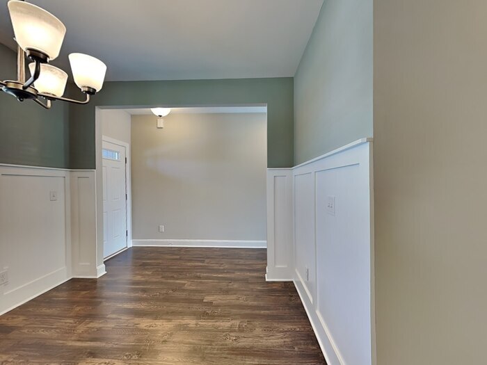 Building Photo - 6321 Silver Creek Ln