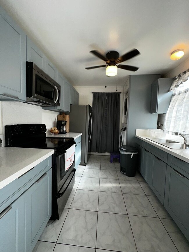 Building Photo - 3/1 Kulana Townhouse