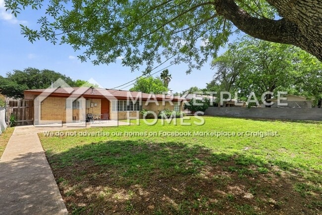 Building Photo - 1209 Harvey St