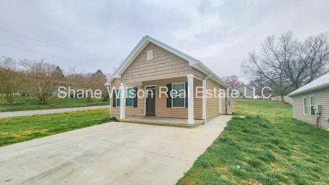 Building Photo - 3 BR / 2 BA - Barely a few years old! - Lafayette.   Move in special! 1/2 off the first month's r...