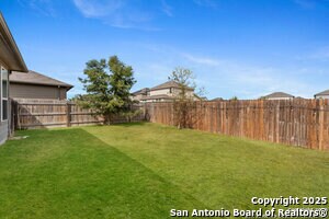 Building Photo - 1367 Fall Cover St