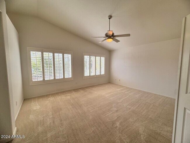 Building Photo - 1873 W Falcon Dr