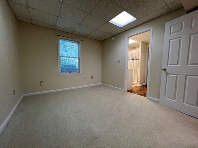 Building Photo - Single Family Home for Rent