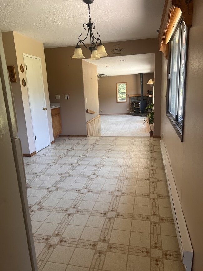 Building Photo - 32791 Bugle Ln