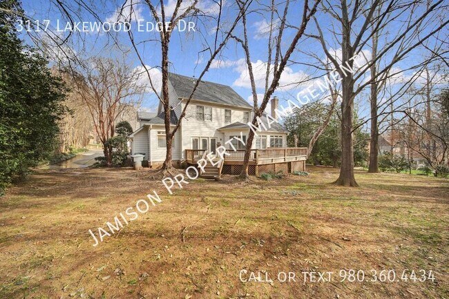 Building Photo - 3117 Lakewood Edge Dr