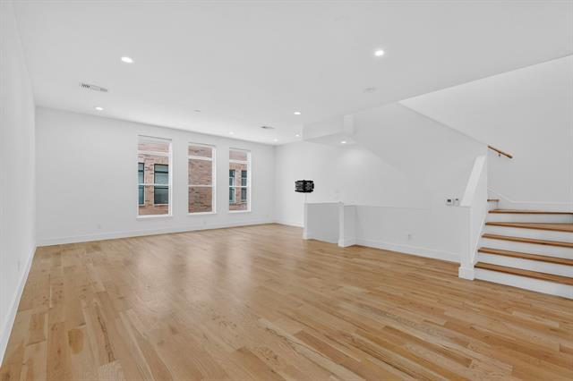 Building Photo - 4920 Lexington Ct