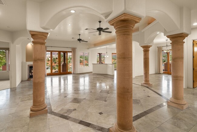 Building Photo - Unfurnished, 1-year long-term rental