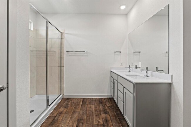 Building Photo - 3024 Louris Ln