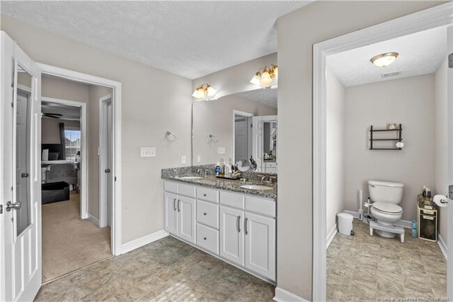 Building Photo - 316 Whitestone Dr