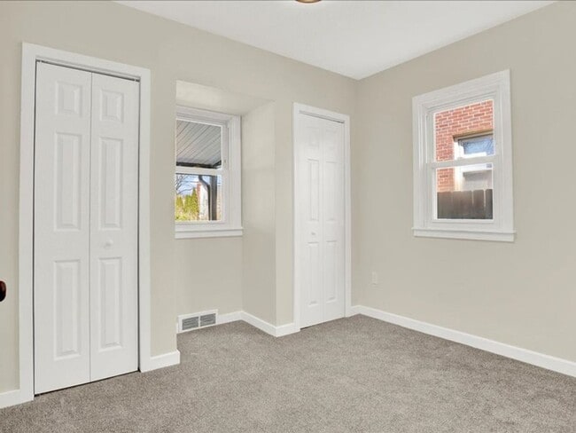 Building Photo - Coming Soon - 4 Bedroom 2 Bath - Central D...