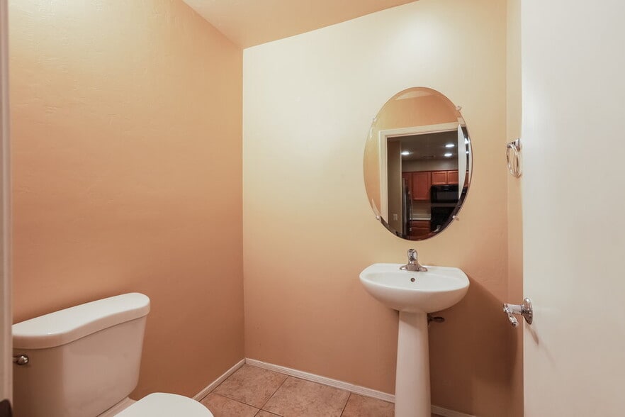 Building Photo - 10992 E Gray Mare Trail