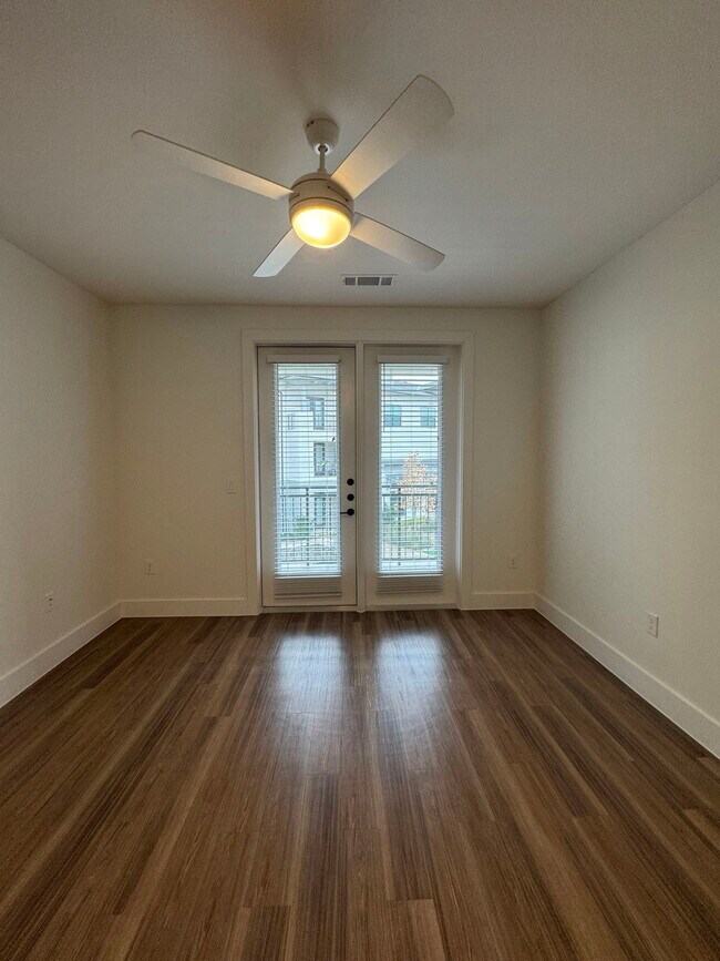 Building Photo - 3701 Raven Trl