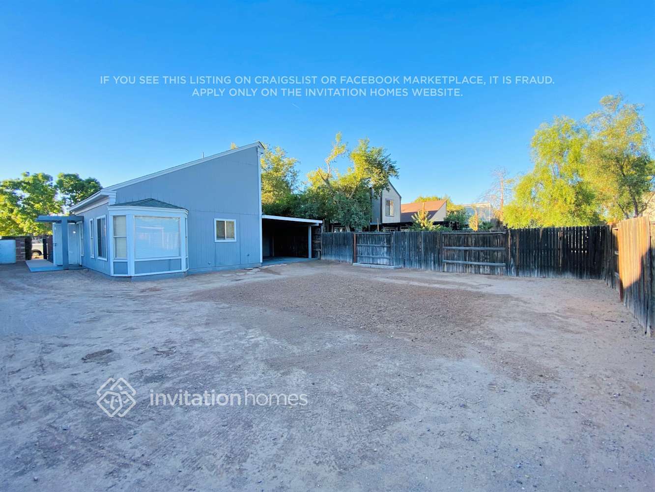 Building Photo - 822 E Gila Ln